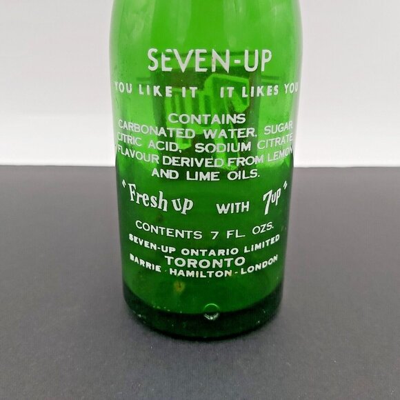7-Up Collectible Bottle-Seven Up Ontario Limited -7 Ounces-Canada - Picture 5 of 8